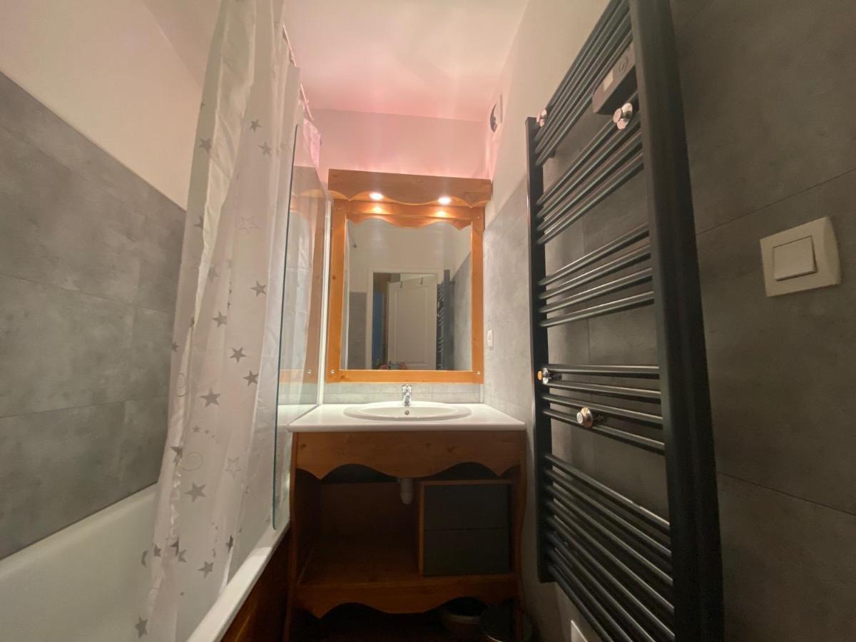 Au Bachat-Bouloud, Appartement 3 Pieces 6 Personnes Avec Balcon Plein Sud Chamrousse Exteriér fotografie